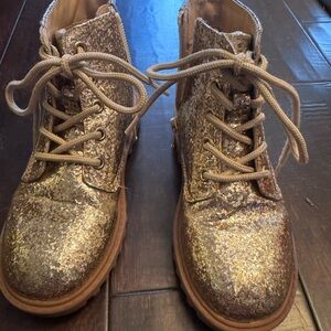 Source Unknown Kids Glitter Lace-Up Boots in Gold